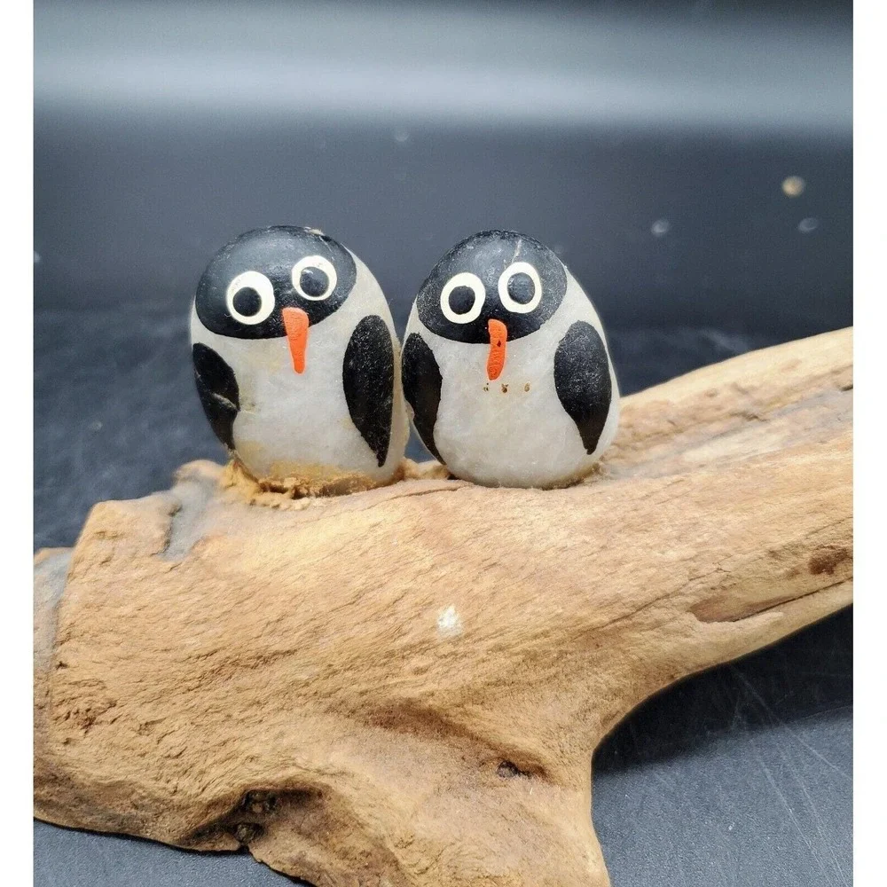 Handmade Whimsical Driftwood Folk Art Stone Penguin Bird Nautical Shorebird 7.5